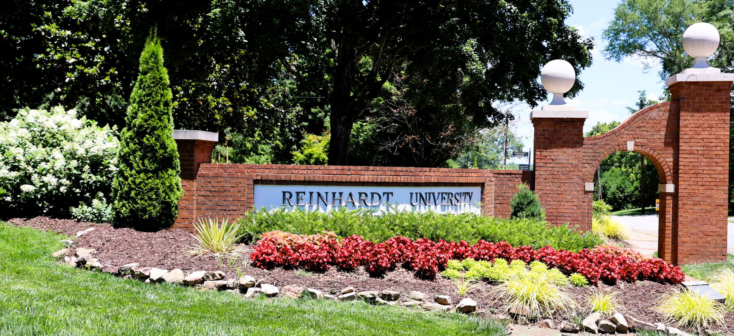 Campus Beauty All Year Long Reinhardt University