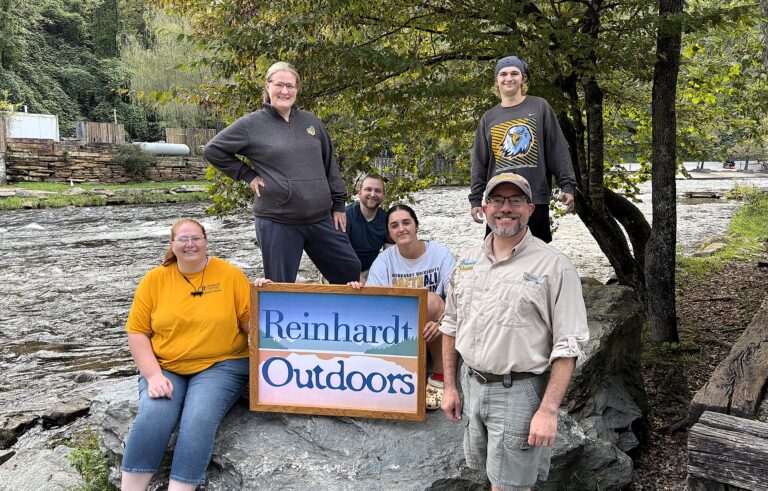 Reinhardt Outdoors rafting cropped